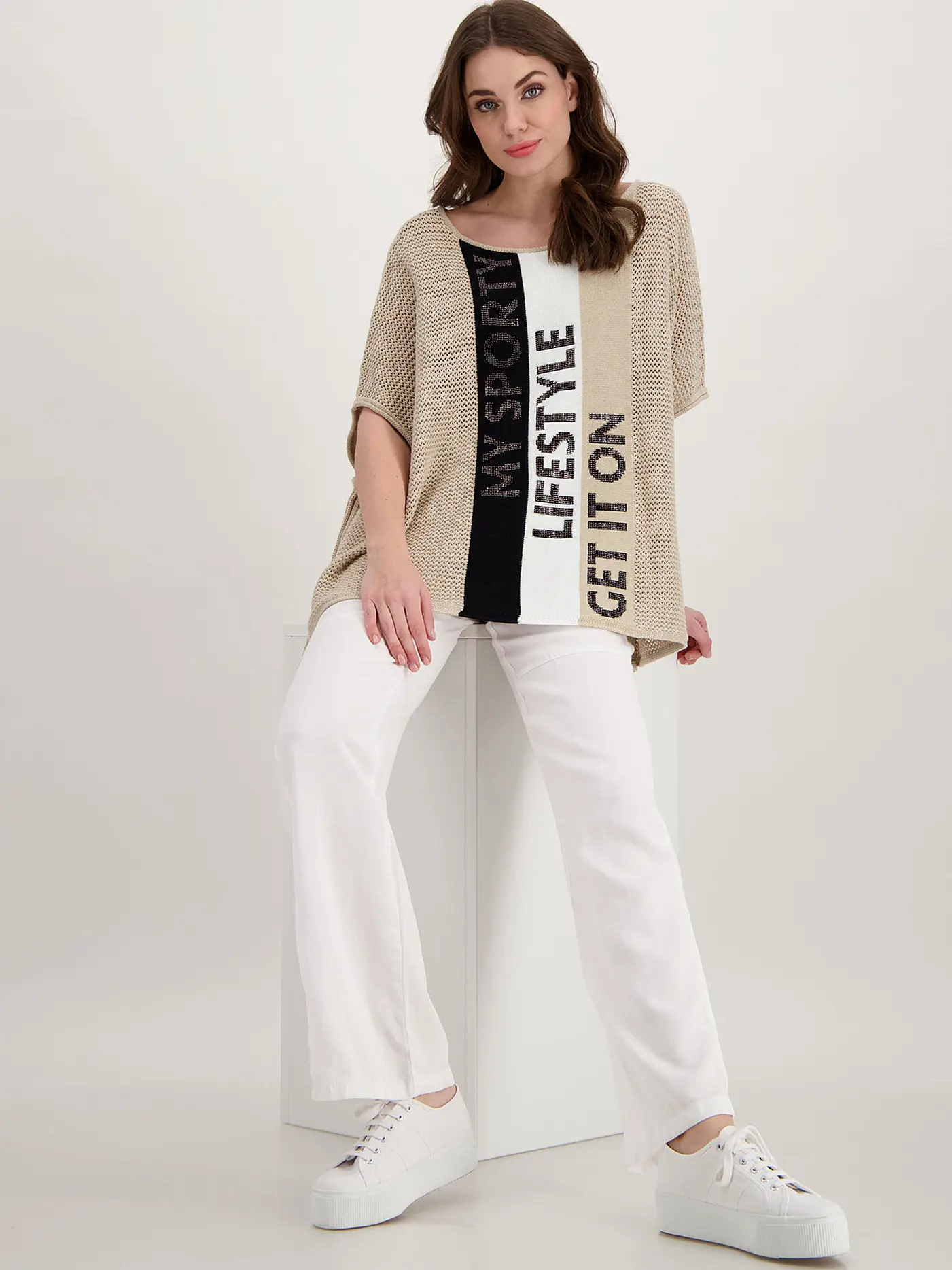MONARI | Poncho - Cape | 